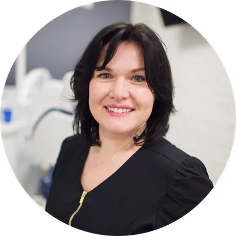 Dr. Diāna Čebanova — zobārste, vadošā ortodontijas speciāliste We Care klīnikā Rīgā